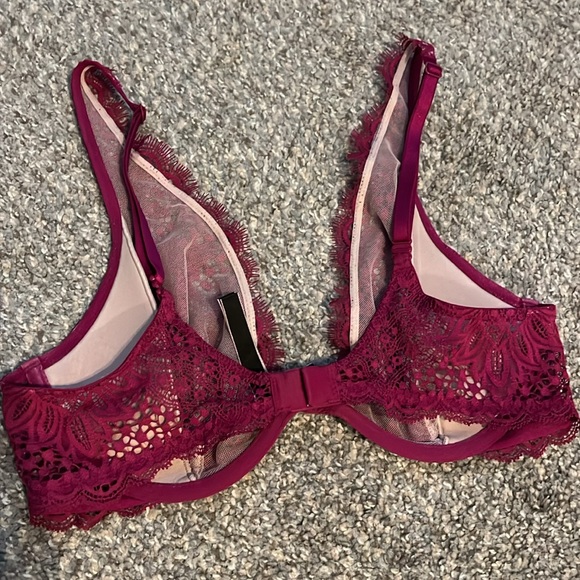 Victoria’s Secret Very Sexy Unlined Plunge Push-up without padding Lace Bra 34C - Picture 5 of 11